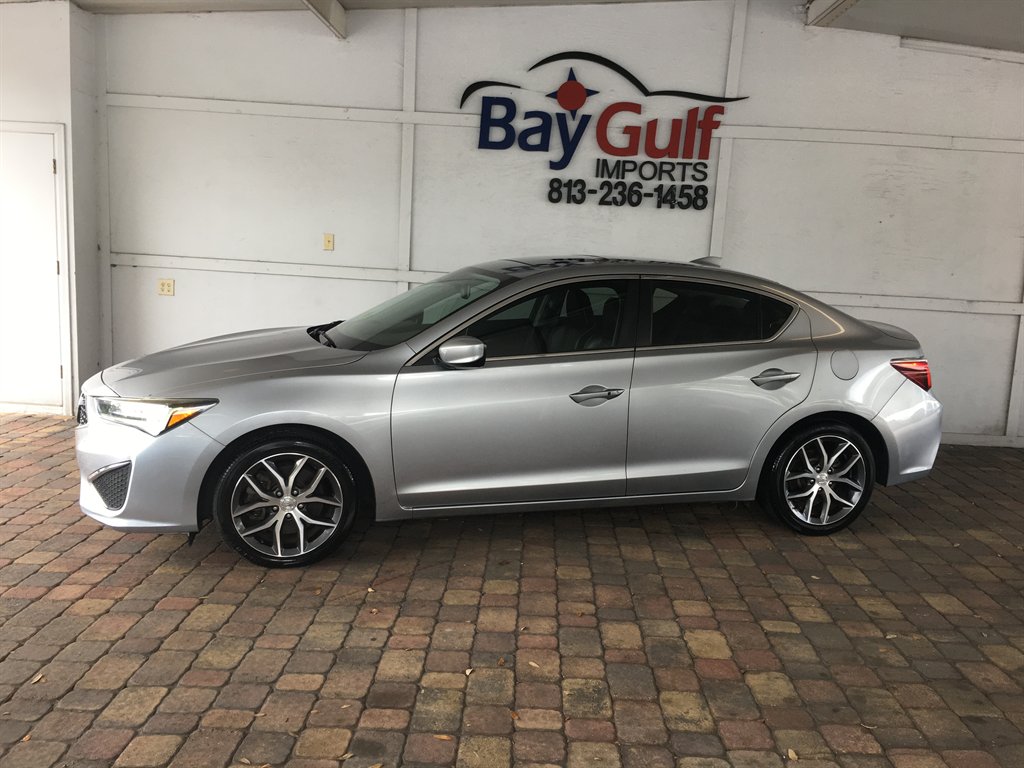 2019 Acura ILX Premium's photo