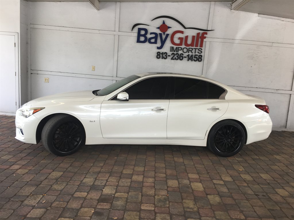 2018 INFINITI Q50 LUXE