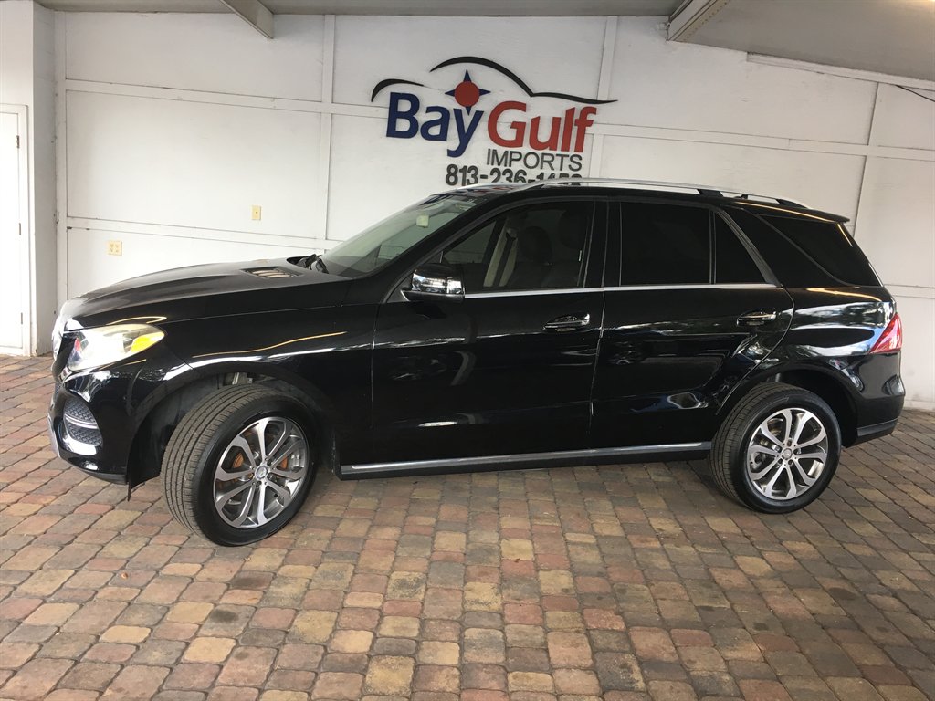 2016 Mercedes-Benz GLE-Class GLE350's photo