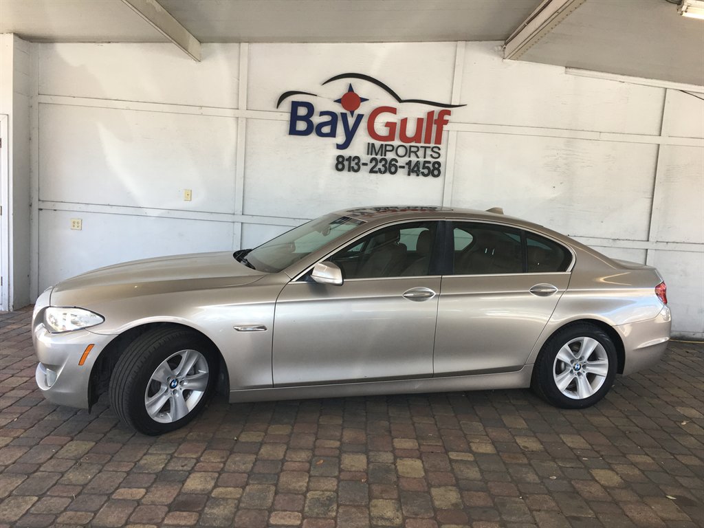 2013 BMW 5 Series 528i